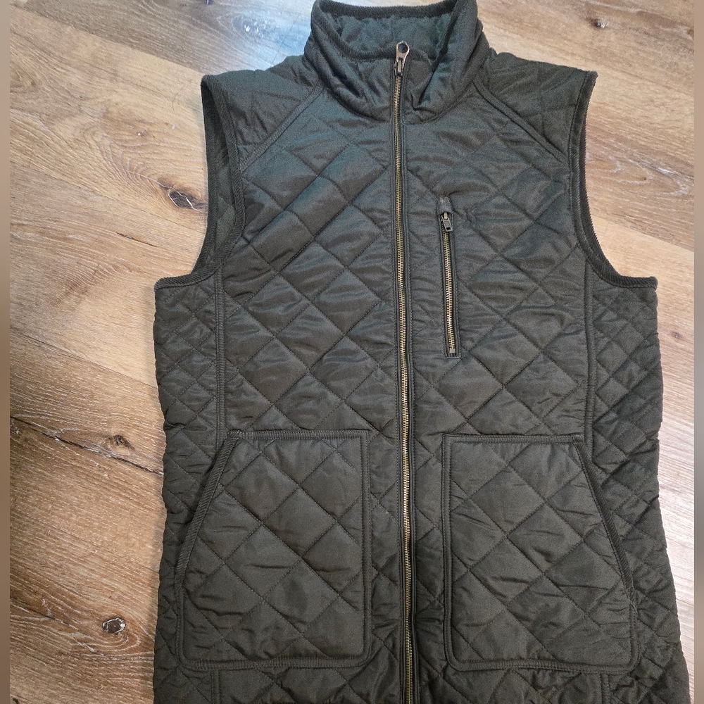 Joules Olive Quilted Sleeveless Vest - Picture 2 of 9